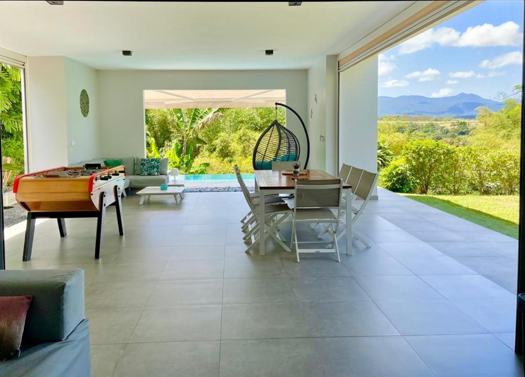 Villa Kumquat Avec Piscine Et Vue Sur Les Montagnes Petit-Bourg Εξωτερικό φωτογραφία